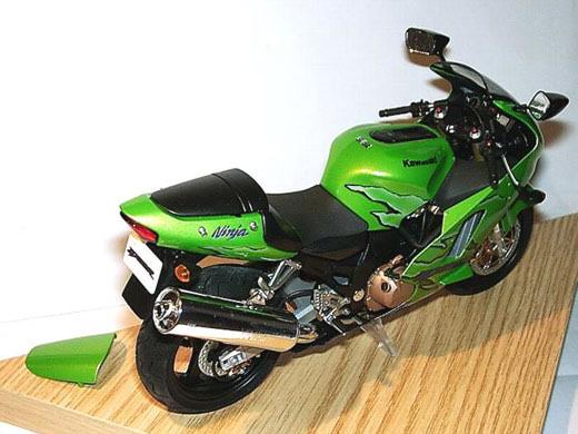 Kawasaki ZX-12R "Ninja"