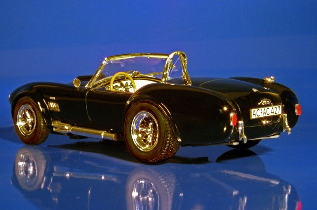 AC Cobra 427