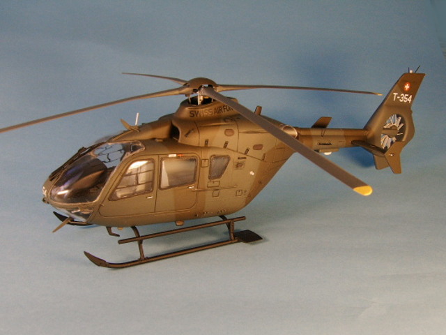 Eurocopter EC-635, Revell 1:32 von Alex Rundmann