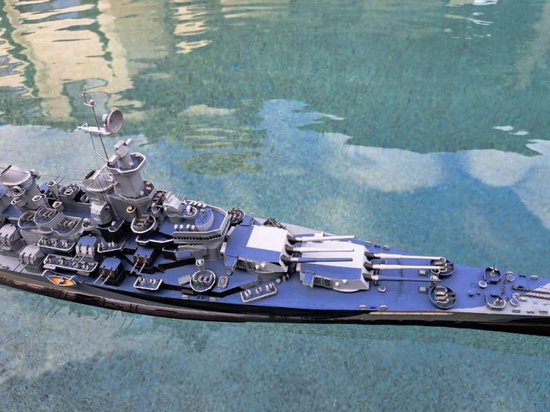 File:USS Missouri (BB-63) underway in the Mediterranean Sea on 1 November 1986 (6419608).jpg - Wikimedia
