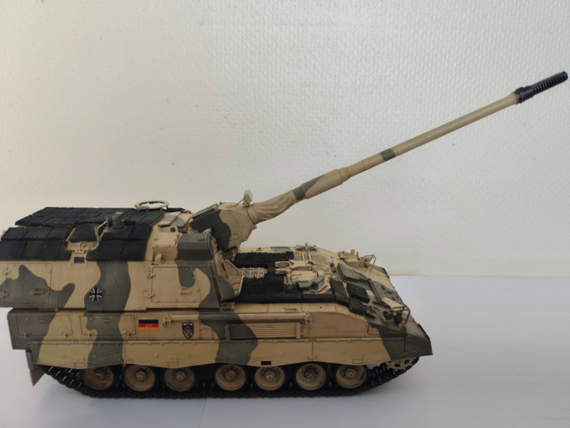 Panzerhaubitze 2000
