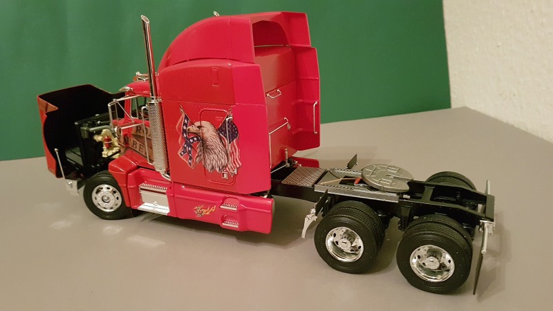 Peterbilt 377
