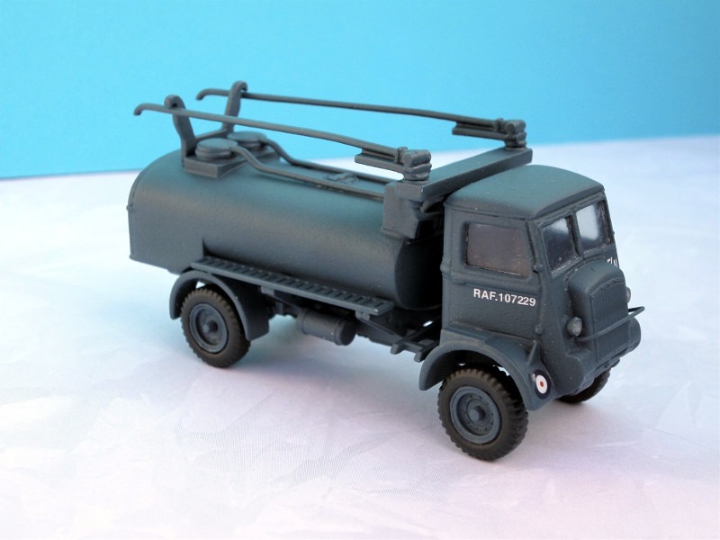 Bedford QL Tankwagen