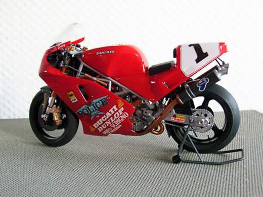 Ducati 888 Superbike Racer