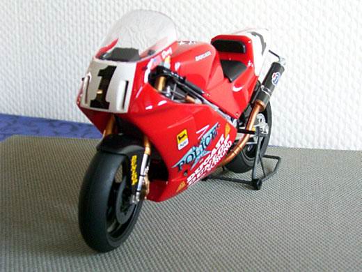 Ducati 888 Superbike Racer