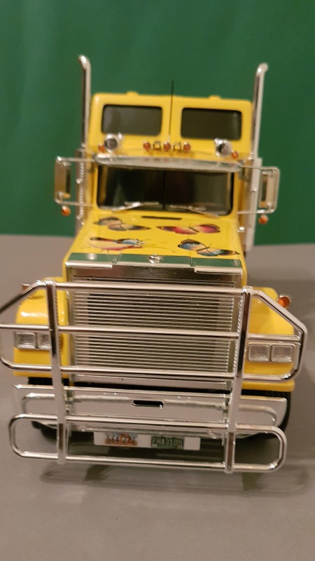 Mack Superliner