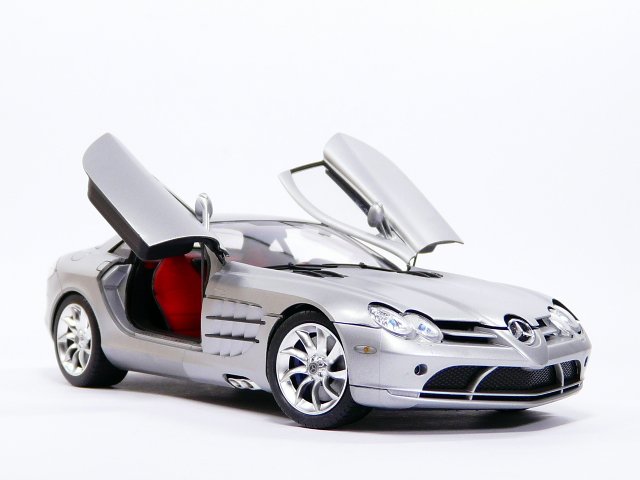 Mercedes-Benz SLR McLaren