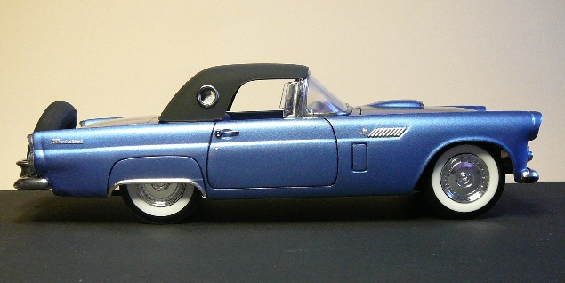 1956 Ford Thunderbird