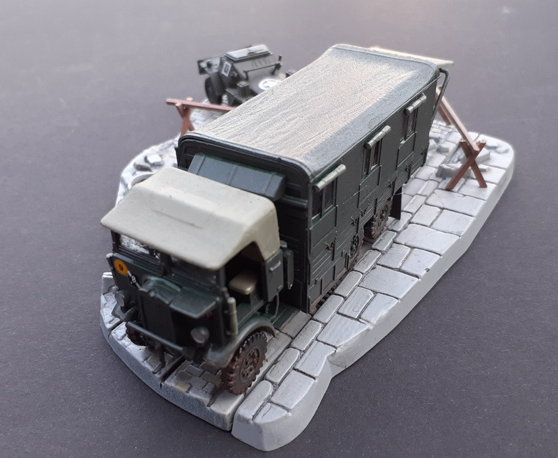 Monty´s Caravan & Daimler Mk II Scout Car