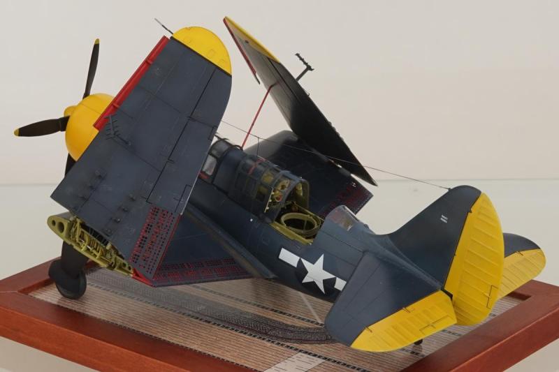 Curtiss SB2C-4 Helldiver