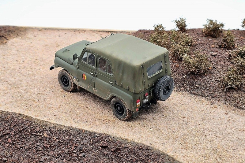 UAZ-469