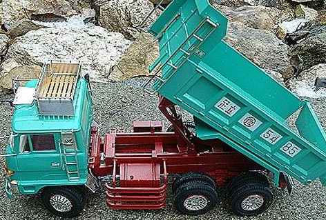 Mitsubishi Fuso Dump Truck