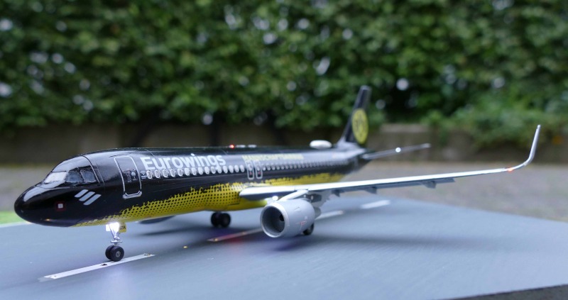 Modellauto Flugzeuge Herpa Airbus A320 Eurowings Bvb Mannschaftsairbues 