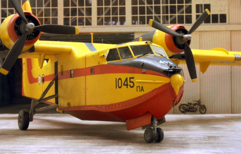 Canadair CL-215