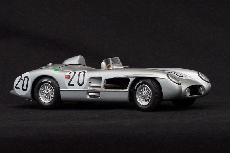 Mercedes-Benz 300 SLR
