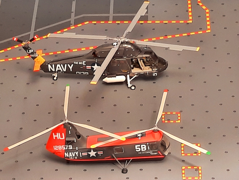 Größenvergleich Piasecki HUP-2 Retriever (UH-25B) mit Kaman UH-2B Seasprite