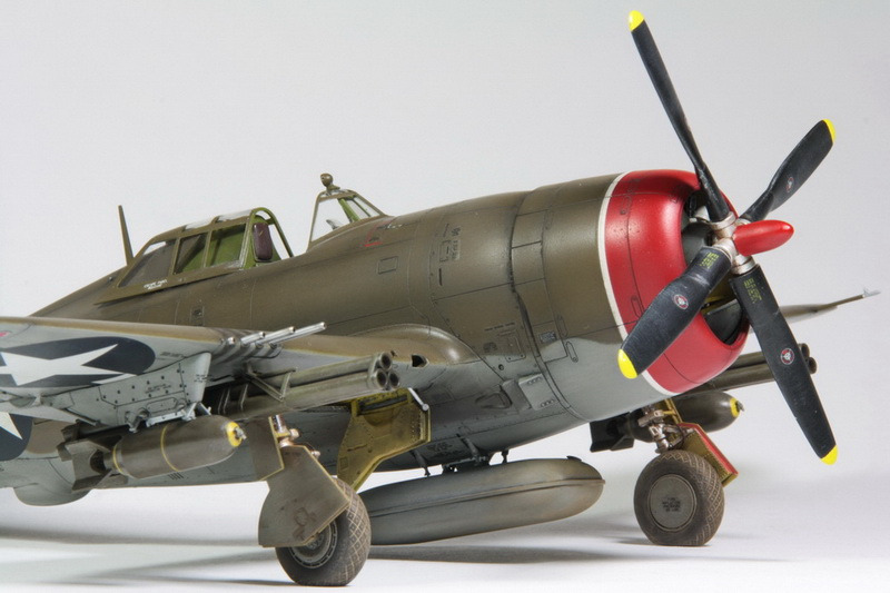 Republic P-47D-15-RE Thunderbolt Razorback