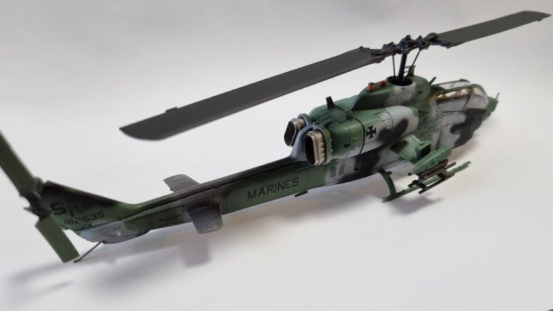 Bell AH-1W