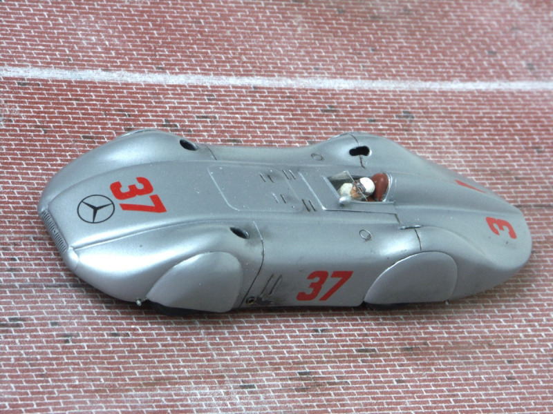 Mercedes Benz W25 #37 Gesamtsieger Hermann Lang