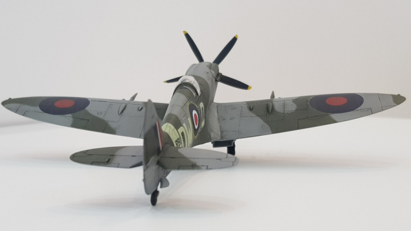 Supermarine Spitfire Mk.XIV c