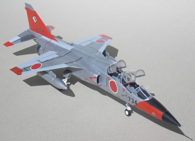 Mitsubishi F-1