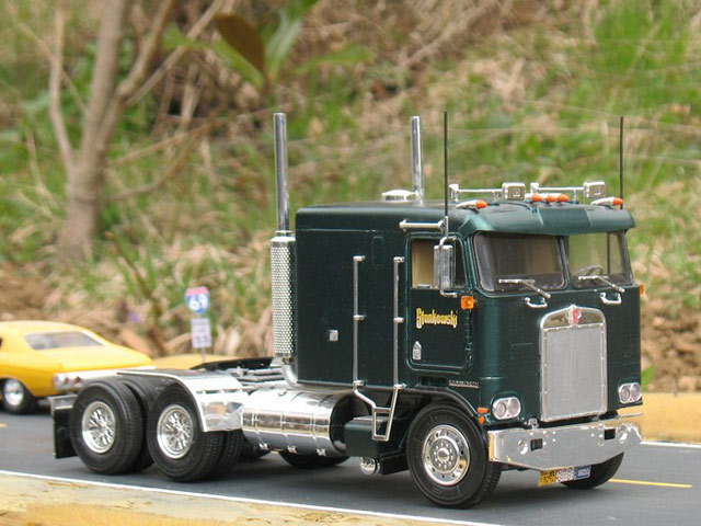 Kenworth K100 VIT