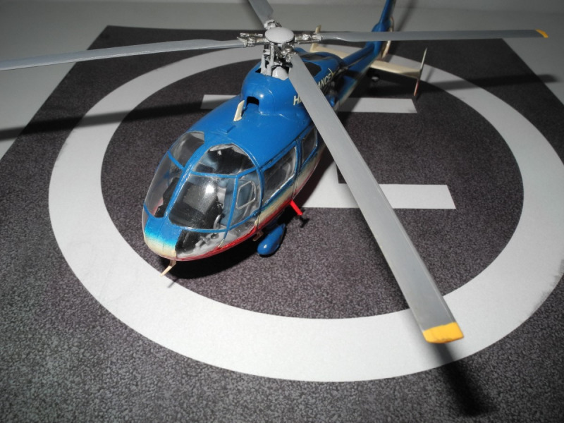 Aérospatiale SA 365 C1 Dauphin 2