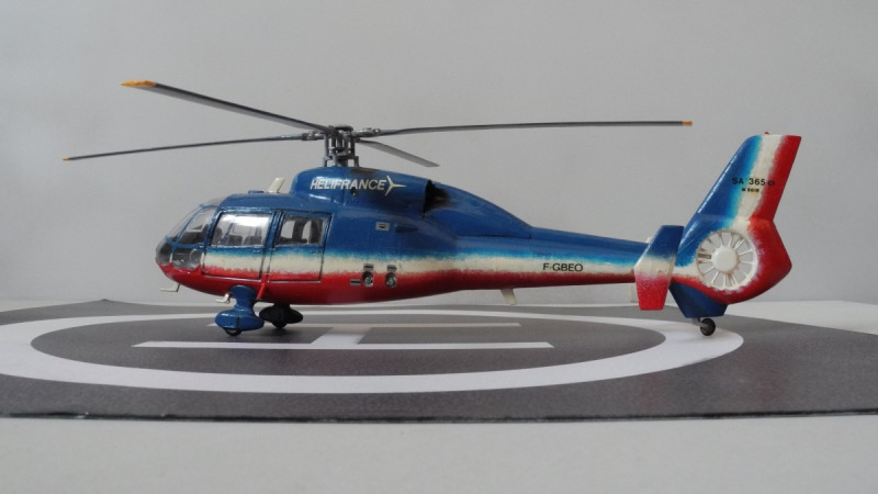 Aérospatiale SA 365 C1 Dauphin 2