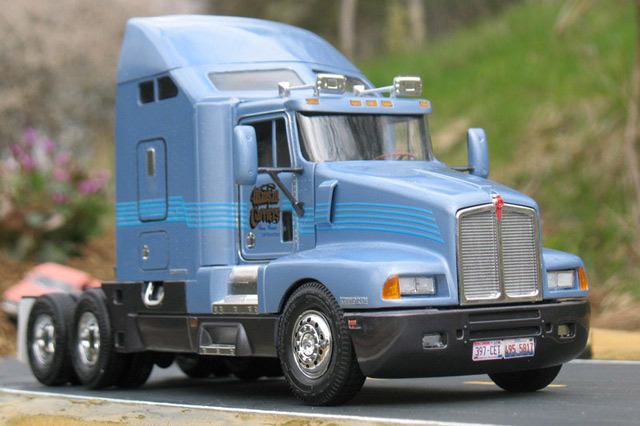 Kenworth T600A