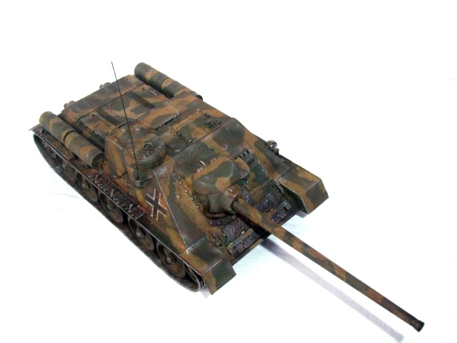 SU-100