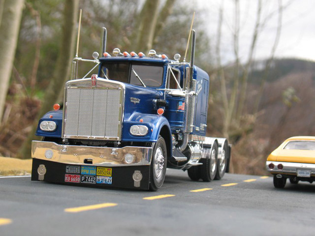 Kenworth W900