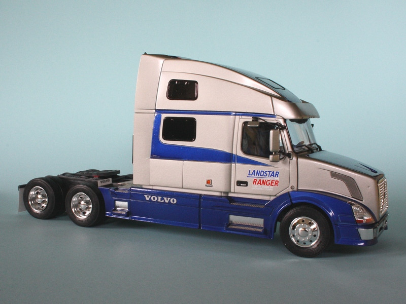 Volvo VN 780 Conventional