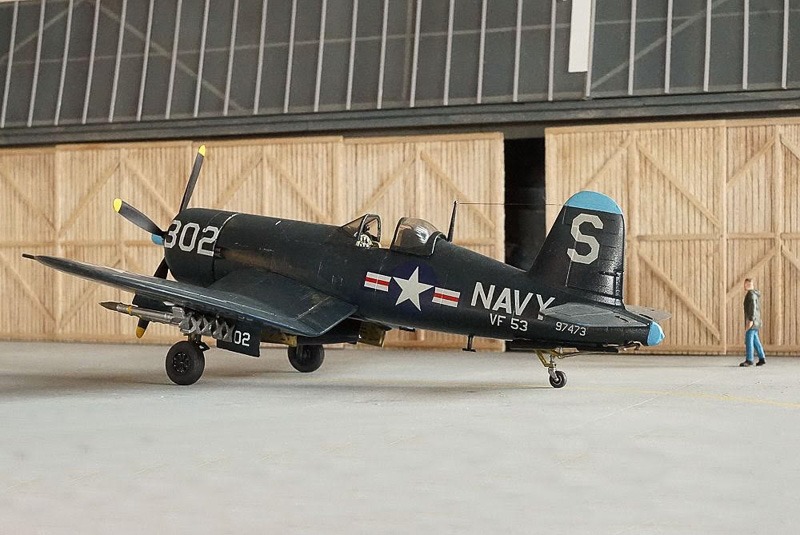 Chance Vought F4U-4B Corsair