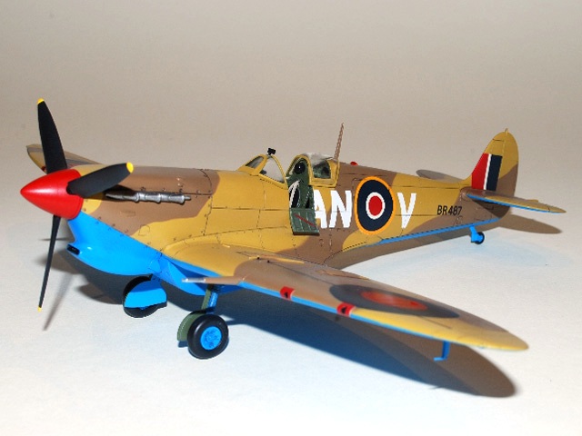 Supermarine Spitfire Mk Vb Trop