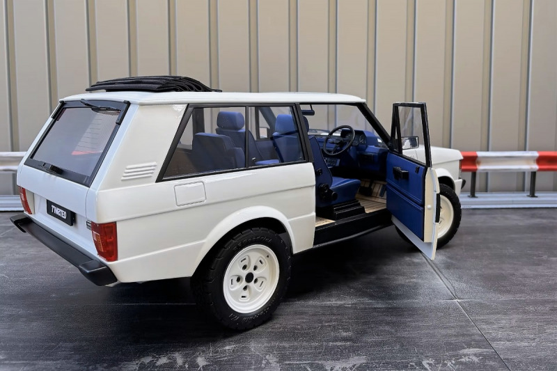 Twisted Range Rover