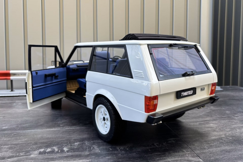 Twisted Range Rover