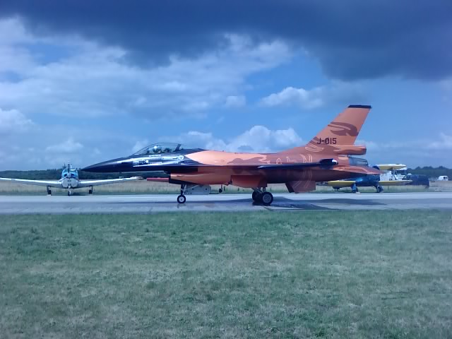 General Dynamics F-16A MLU Fighting Falcon