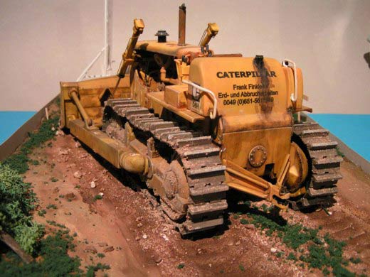 Caterpillar D8H Bulldozer