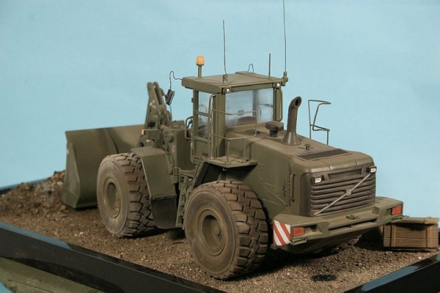 Volvo L220E Wheel Loader