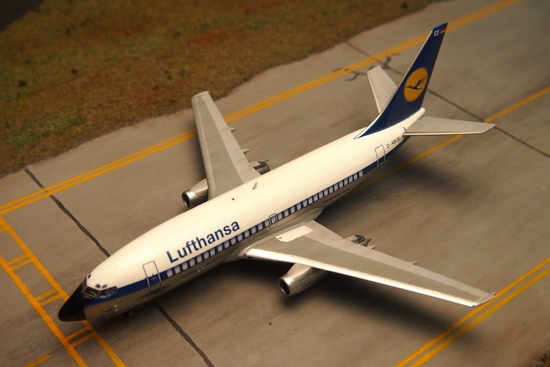 Boeing 737-200