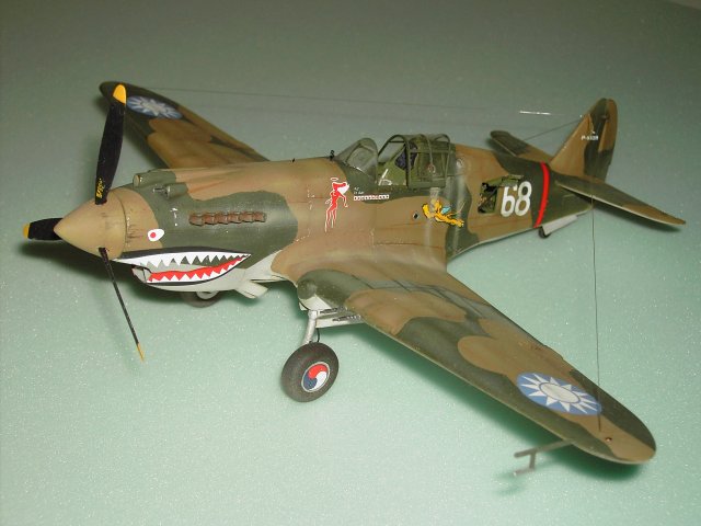 Curtiss P-40B Warhawk