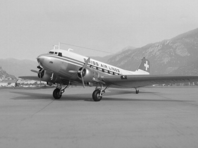 Douglas DC-3