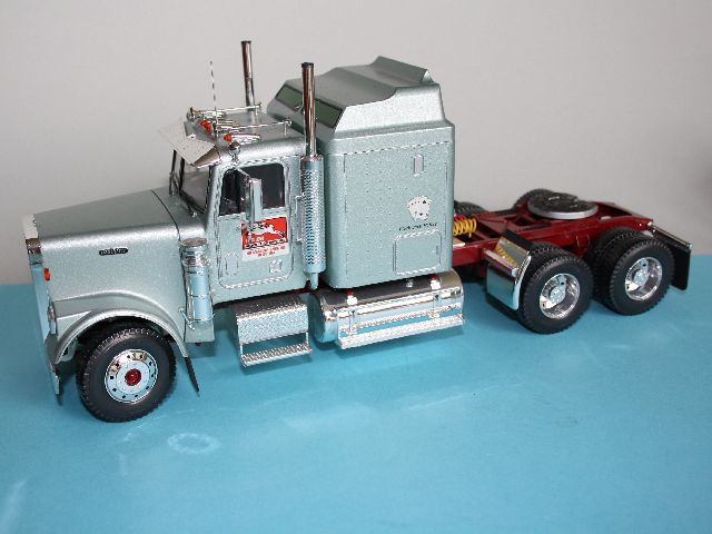 MAQUETTE ITALERI ANCIENNE N785-Freightliner Aérodyne EUR 200,00 - FR