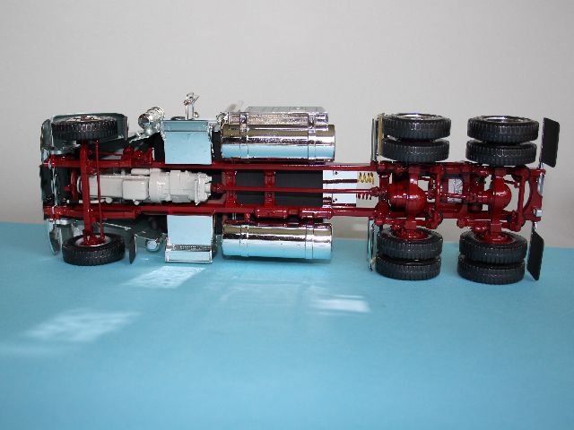Italeri 3859 Maquette Camion Freightliner FLC Echelle 1:24 : Achat occasion | Maquettes et