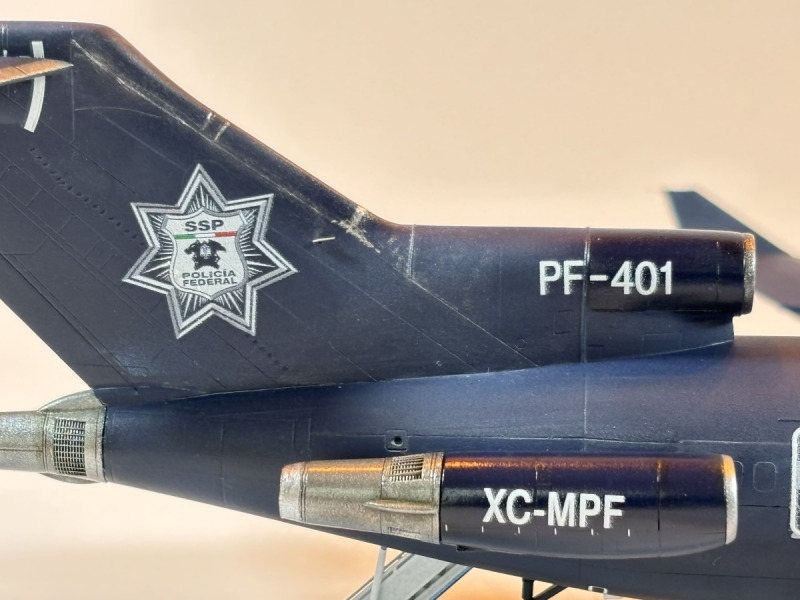 Boeing 727-264(Adv)(F)
