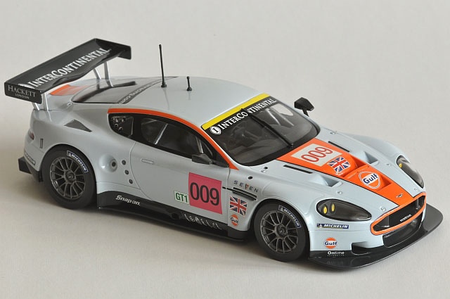 Aston Martin DBR9