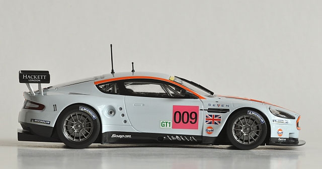 Aston Martin DBR9