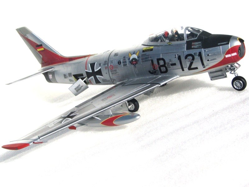 North American F-86-40 Mk.6 Sabre, Kinetic 1:32 von Hauke Ahrendt
