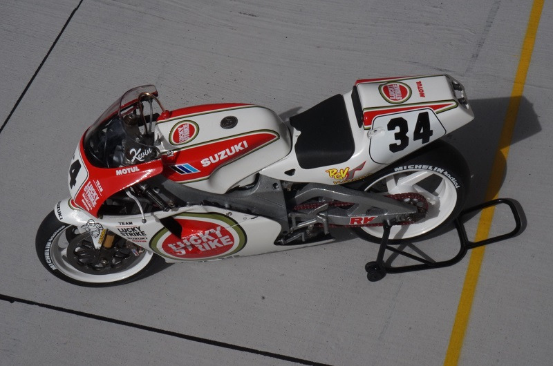 Suzuki RGV 500