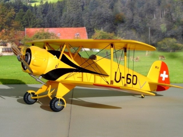 Modell Bücker Bü-133C U-60 der Schweizer Luftwaffe